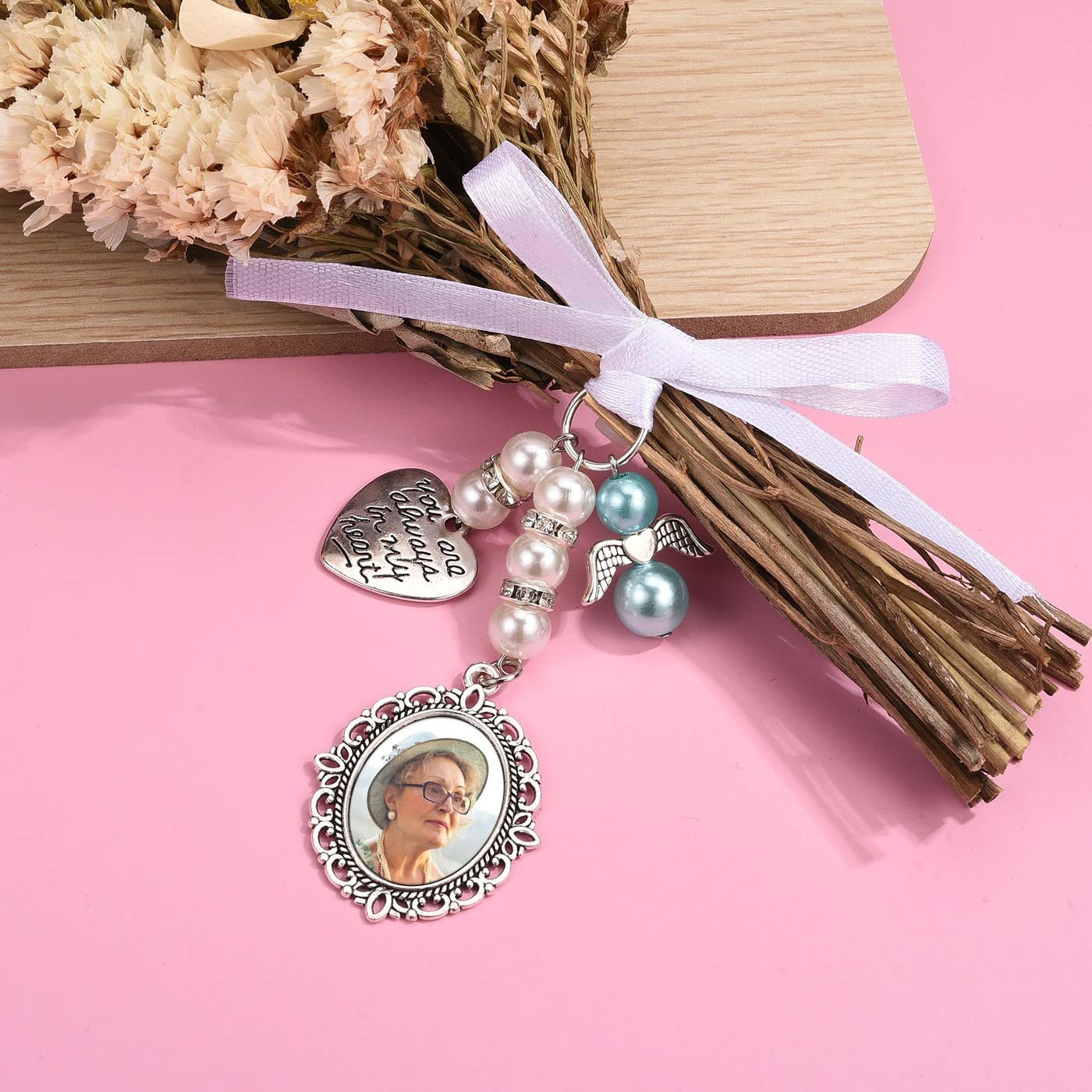PiercingJak Wedding Bouquet Charm Personalized Photo Bouquet Charms for Wedding Memory Bridal Lacy Photo Charm You Are Always in My Heart Charm for Bridal Party Decor